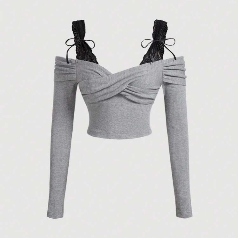 SHEIN Mod Lace Trim Crop Top ✨